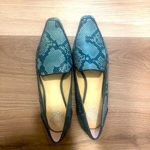 Vince Camuto Kalassa Loafer - blue snake skin